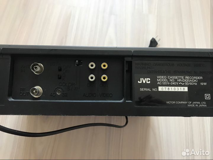 Видеомагнитофон JVC, Япония
