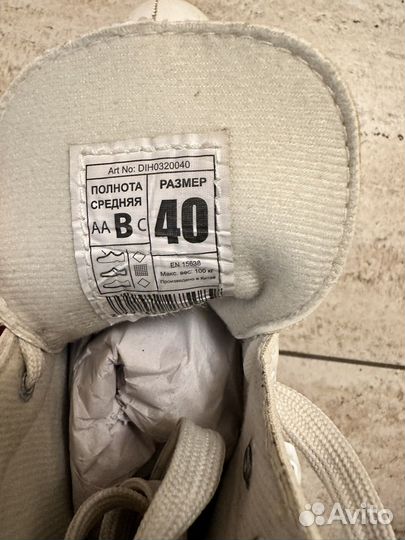 Коньки женские 40 размер