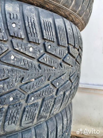 Nokian Tyres Hakkapeliitta 7 245/45 R17