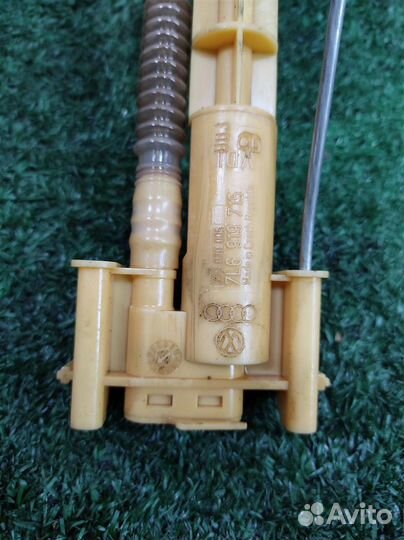 Трубка топливная Audi Q7 (4LB) 2007