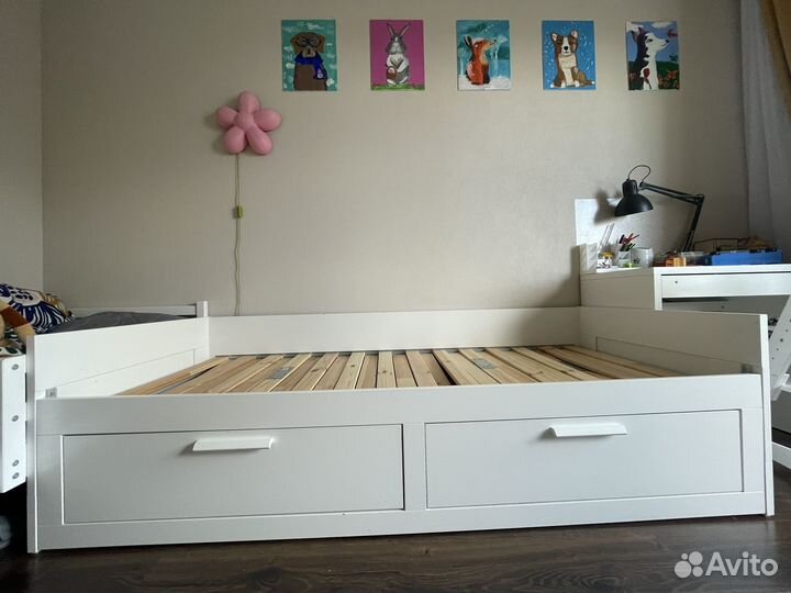 Кровать кушетка IKEA бримнэс