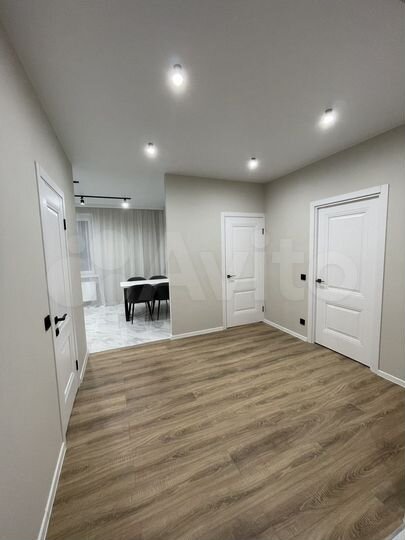 2-к. квартира, 66,8 м², 8/9 эт.