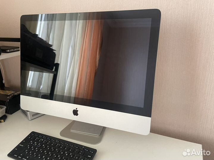 Apple iMac 21.5