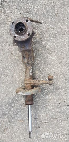 Амортизатор передний Ауди 80 B3