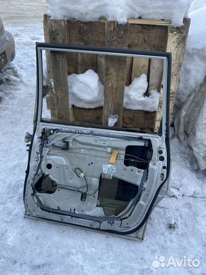 Дверь задняя правая Kia Joice