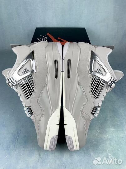 Кроссовки Nike Air Jordan 4 Frozen Moments