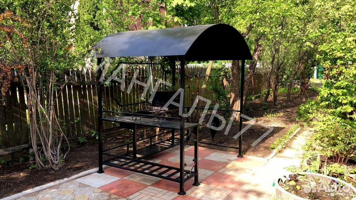 Кованные мангалы с крышей