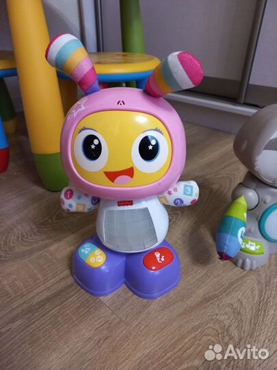 Fisher-Price Рокки и Спарки, Бибель, ёжик