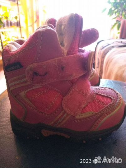 Ботинки на девочку 21
