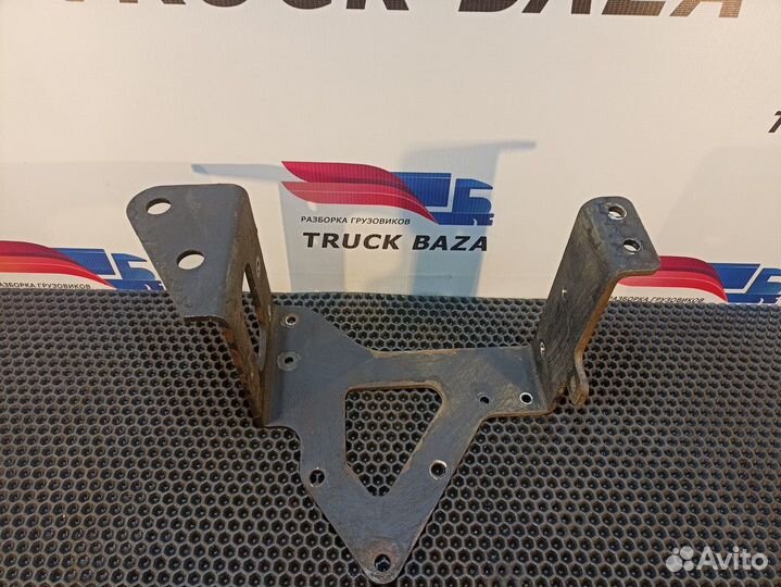 Кронштейн осушителя камаз 5490