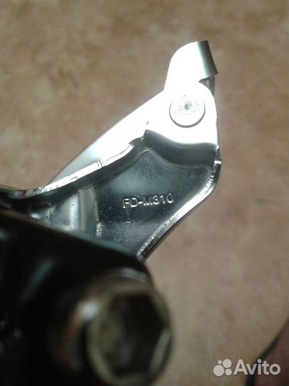 Передний переключатель Shimano