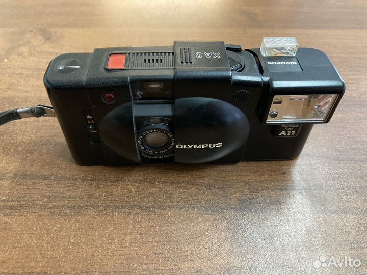 Плёночный фотоаппарат Olympus XA2