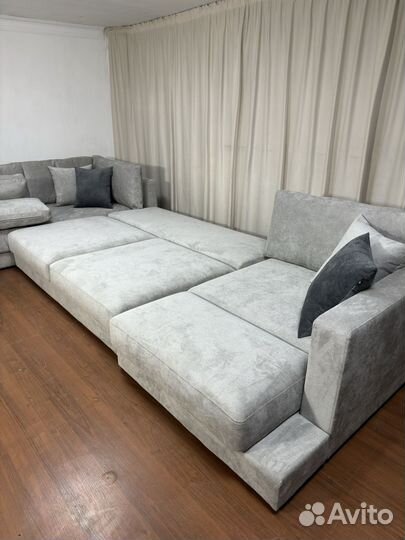 Большой угловой диван от производителя