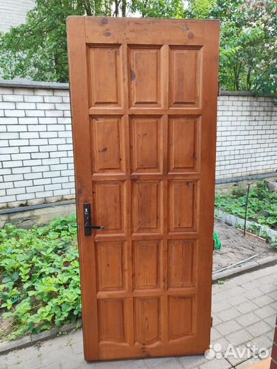 Дверь деревянная бу