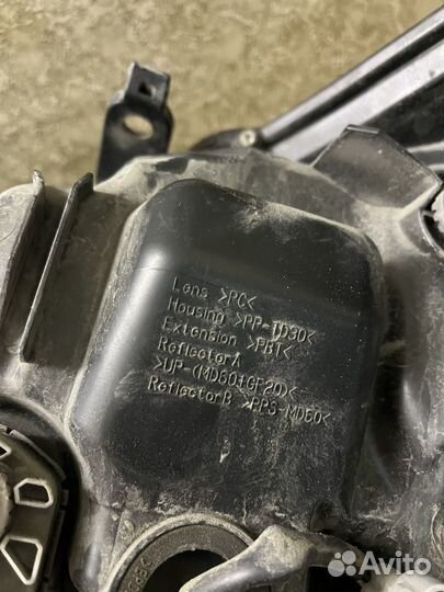 LED Фара правая toyota highlander 3