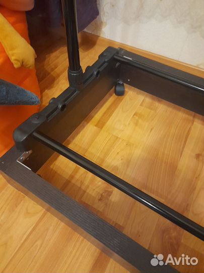 Вешалка напольная