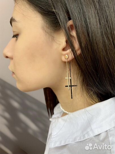 Серьги крестиком