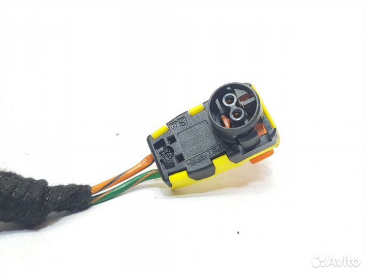 Подушка безопасности в сиденье передняя правая