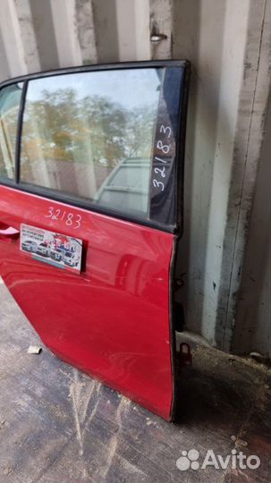 Дверь задняя правая Volkswagen Caddy 2008-2012