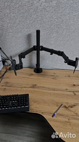 Кронштейн для двух мониторов