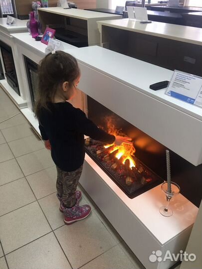 Электрокамин 3d RealFlame с эффектом живого огня