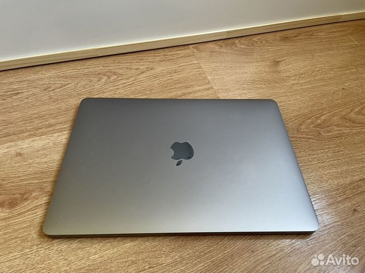 Apple MacBook Pro 13 2018 256gb