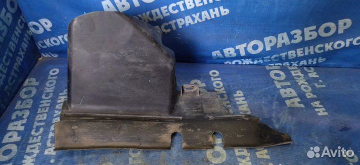 Пыльник двигателя Ford Focus 2 седан aoda 2008