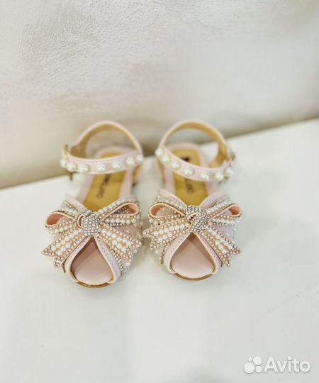 Туфельки на девочку