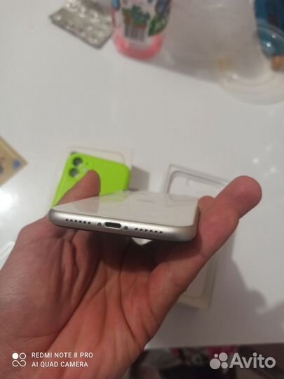 iPhone 11, 64 ГБ
