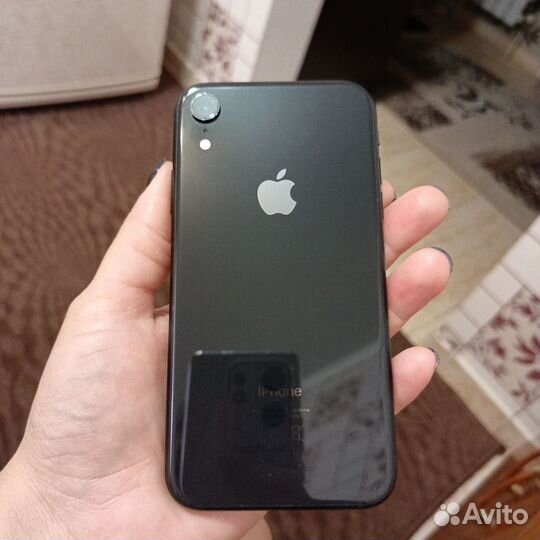 iPhone Xr, 64 ГБ