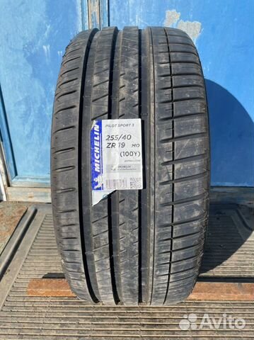 Michelin Pilot Sport 3 255/40 R19 100Y
