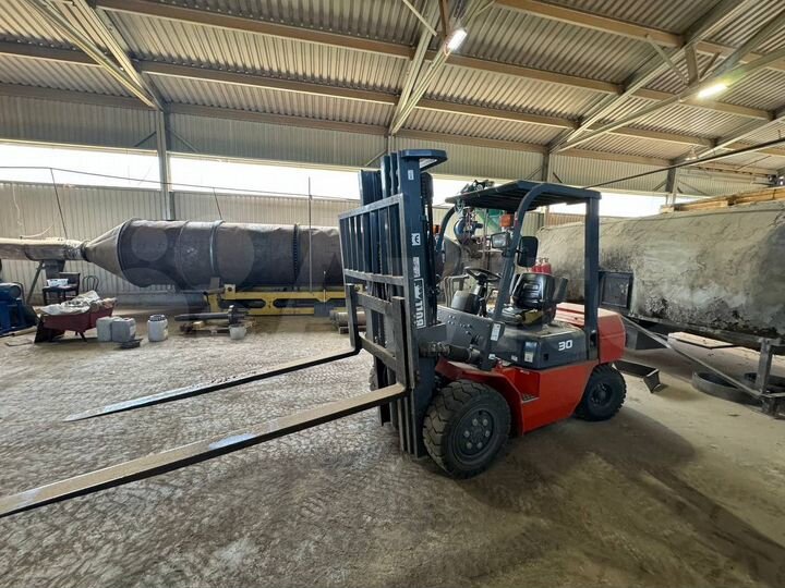 Продам здание, 5621 м²