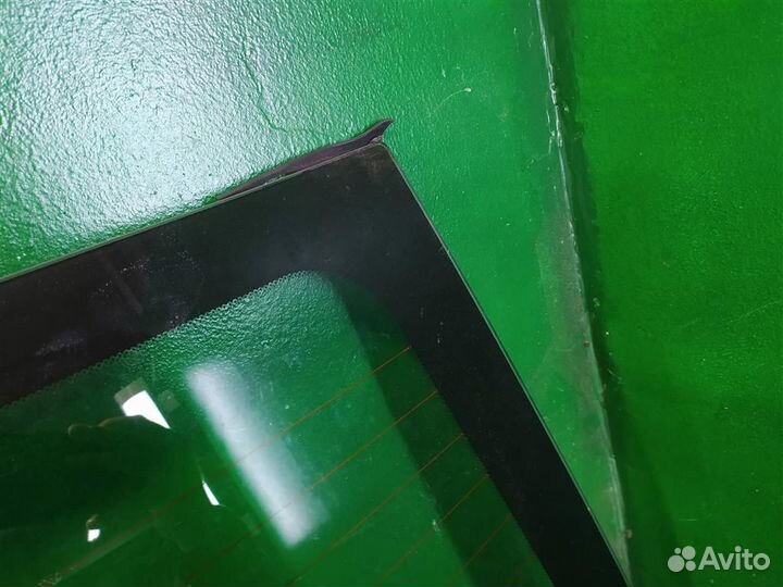 Стекло заднее Peugeot 407 (6E) 2005