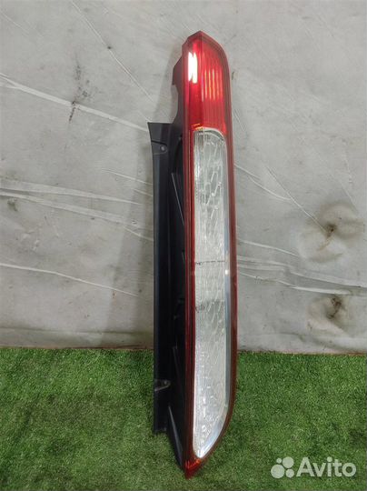 Фонарь задний правый Ford Focus 2 (CB4) 2008
