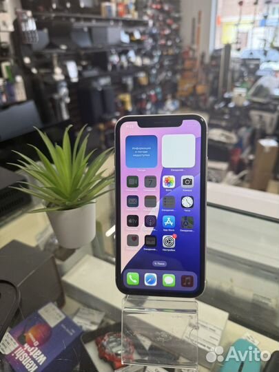 iPhone Xr, 64 ГБ