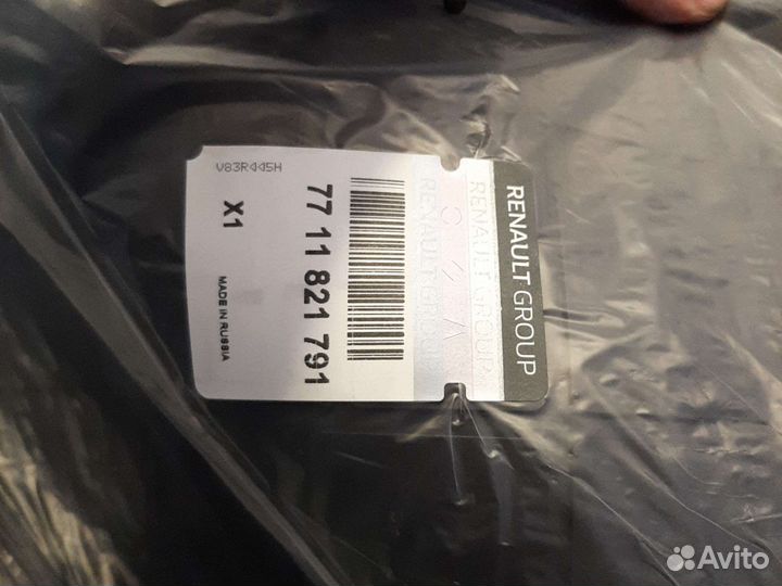 Поддон в багажник резин Рено Дастер 4х4 7711821791