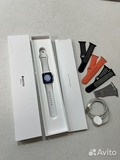 Часы apple watch 3 38 mm
