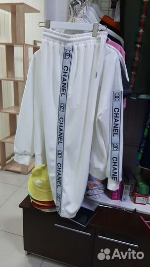 Спортивный костюм женский новый