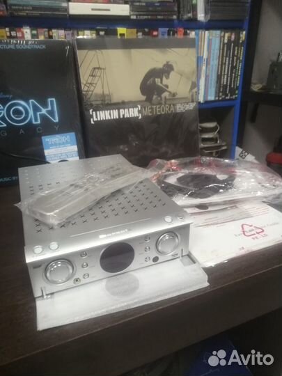 Усилитель, стерео ресивер Marantz SR 110