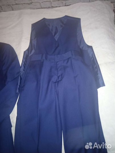 Костюм тройка на мальчика