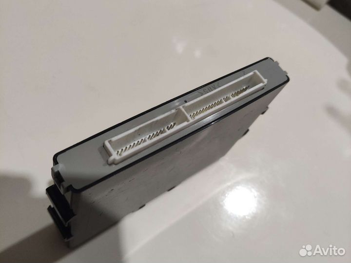 Блок управления ключами Тойота Ленд Крузера