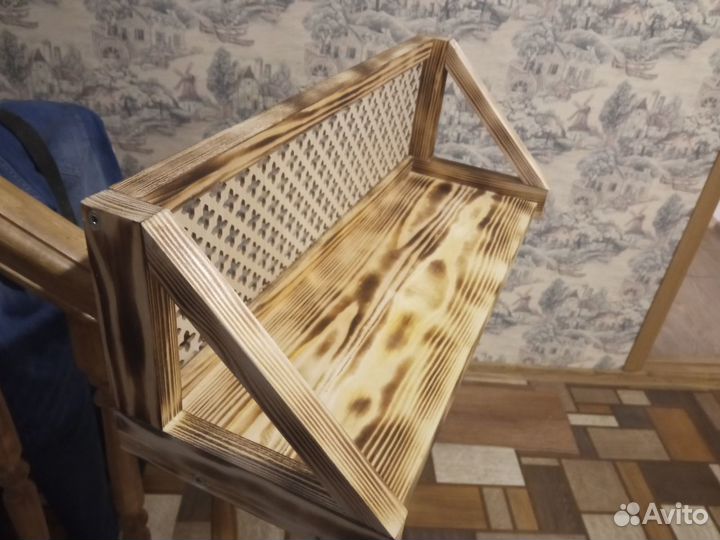 Полочка настенная