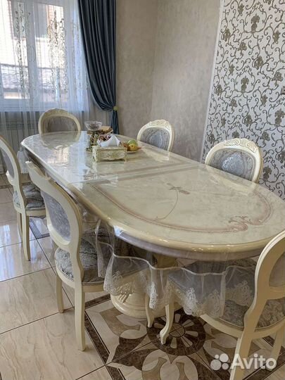 Силиконрвая скатерть с кружевом