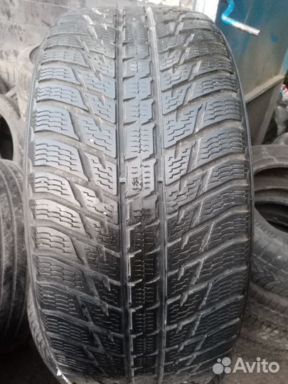 Nokian Tyres WR SUV 3 275/40 R21 107V