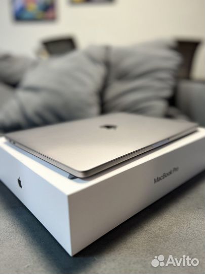 Apple MacBook Pro 2020 m1, TouchBar, 256gb, 13'