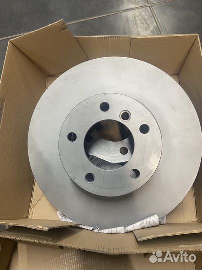 Тормозные диски на bmw e90 zimmermann