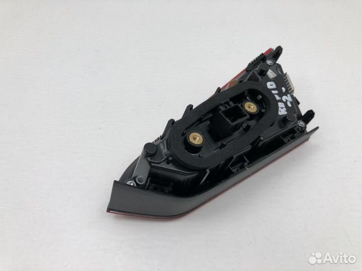 Фонарь задний внутренний левый Skoda Rapid 2