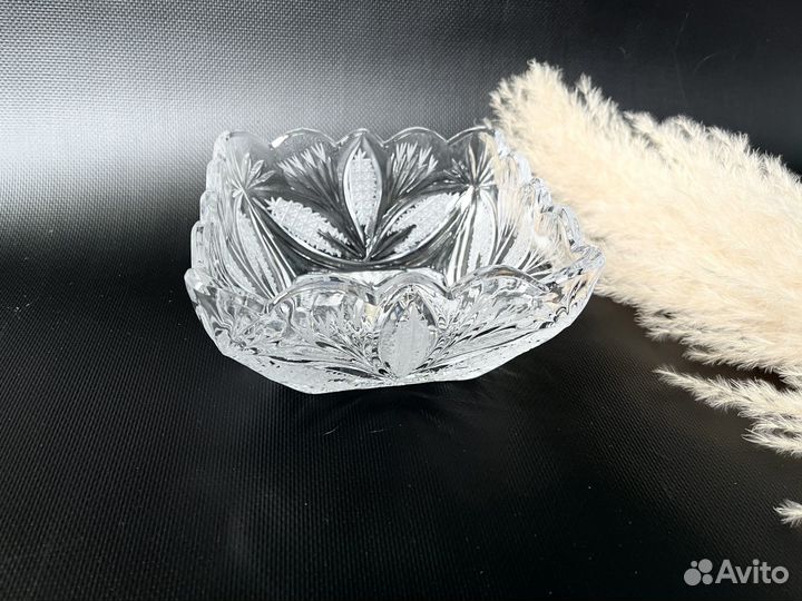 Новый хрустальный салатник