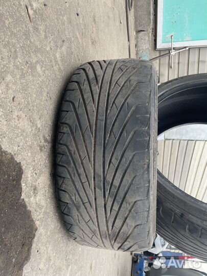 Triangle TR968 235/35 R19