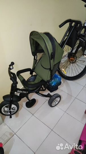 Трехколесный велосипед с родительской ручкой